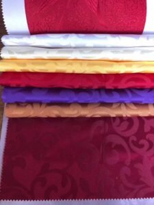 Table Runners - Image 9